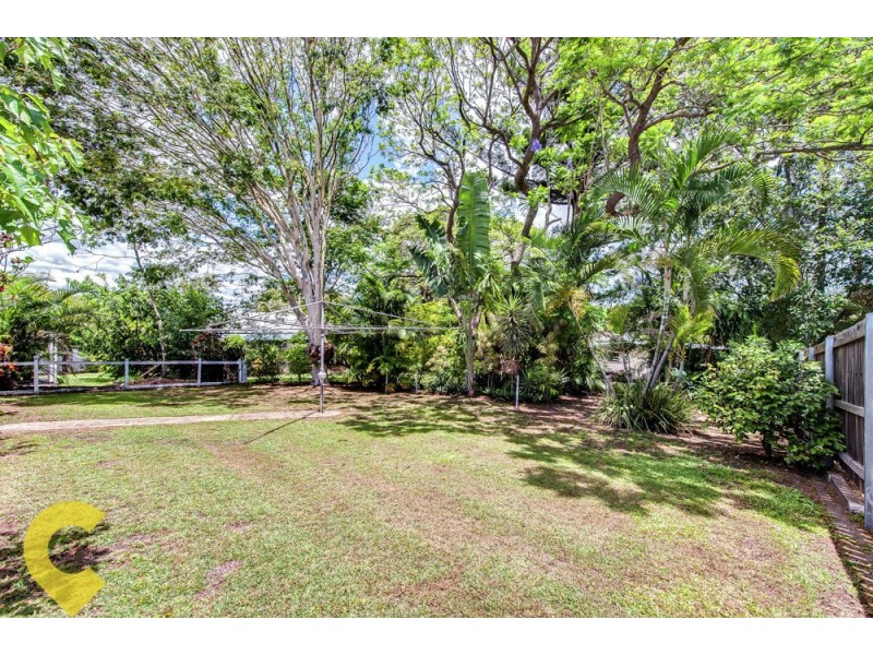 4 Hindon Street, Corinda QLD 4075