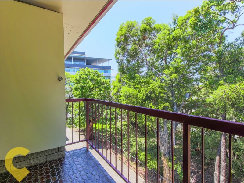 9/26 Lang Pde, Auchenflower QLD 4066