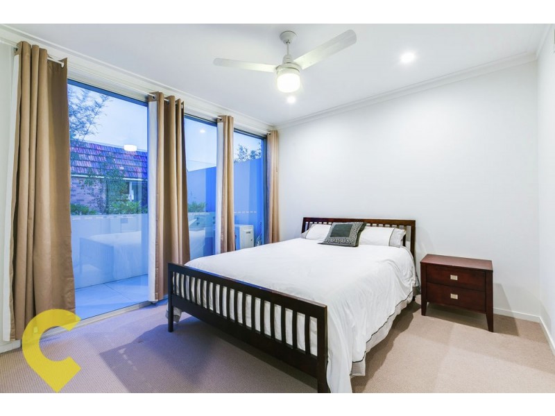 4/210 Oxford Street, Bulimba QLD 4171