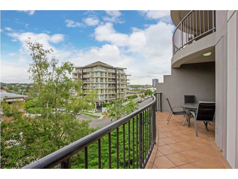 51/66 Dunmore Terrace, Auchenflower QLD 4066