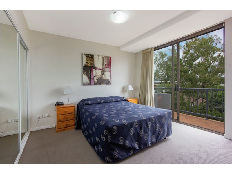 51/66 Dunmore Terrace, Auchenflower QLD 4066