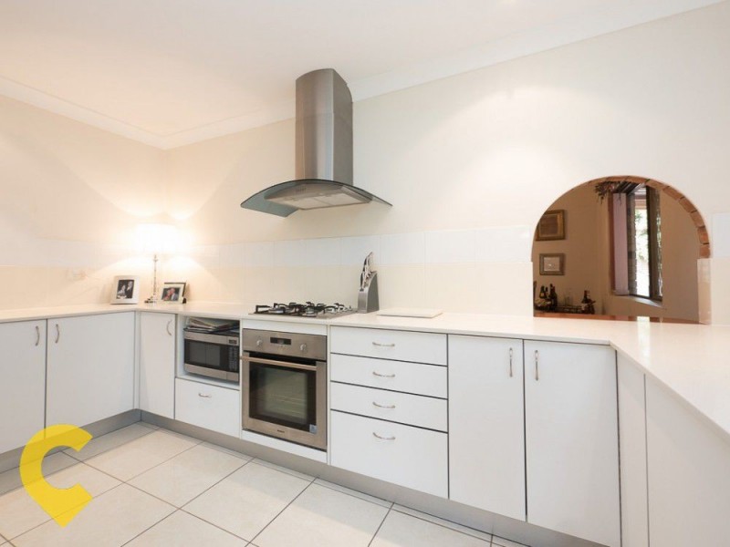 6 Desbet Street, The Gap QLD 4061