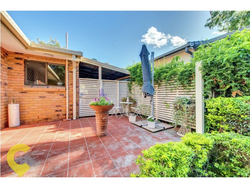 6 Desbet Street, The Gap QLD 4061