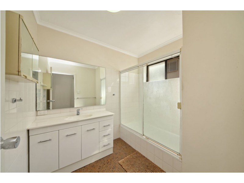 3/26 Wellington St, Clayfield QLD 4011