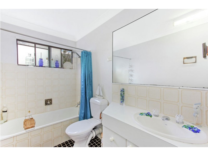 10/4 Sheehan Street, Milton QLD 4064