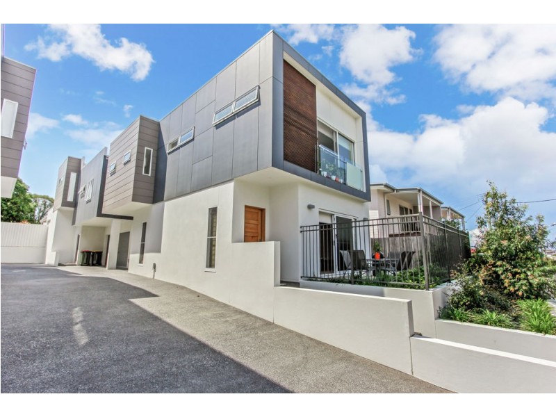 1/18 Booligal Street, Carina QLD 4152