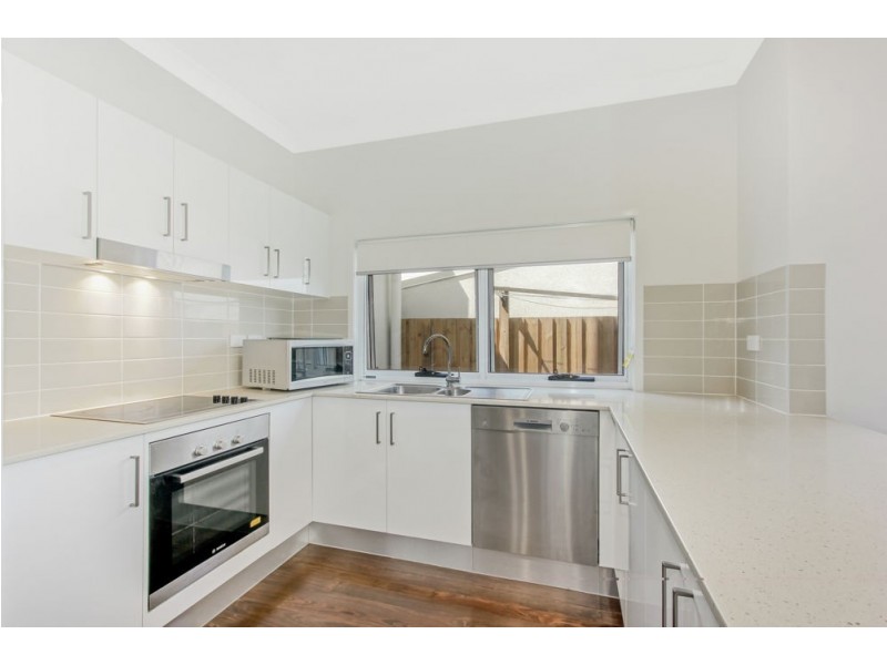 1/18 Booligal Street, Carina QLD 4152