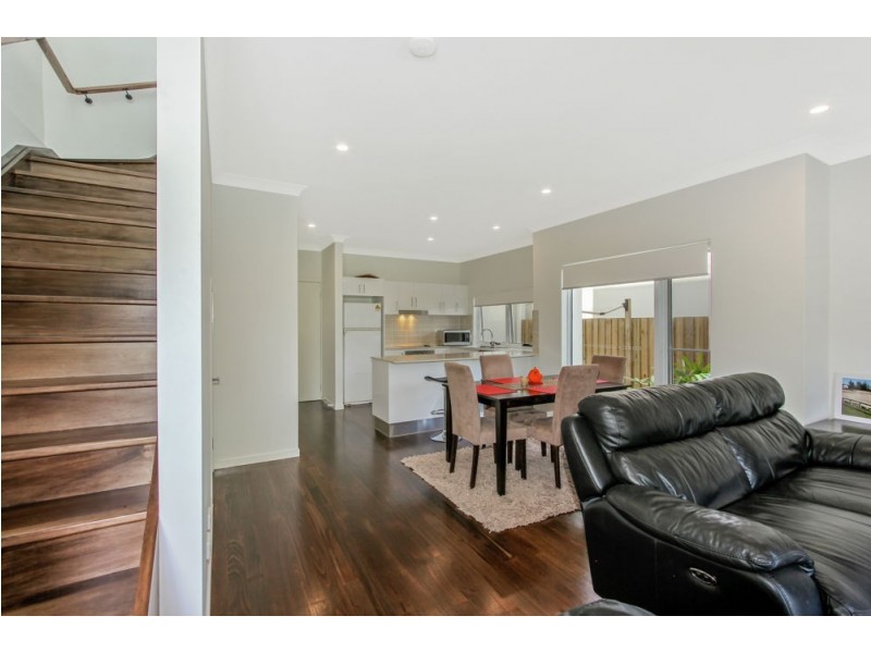 1/18 Booligal Street, Carina QLD 4152