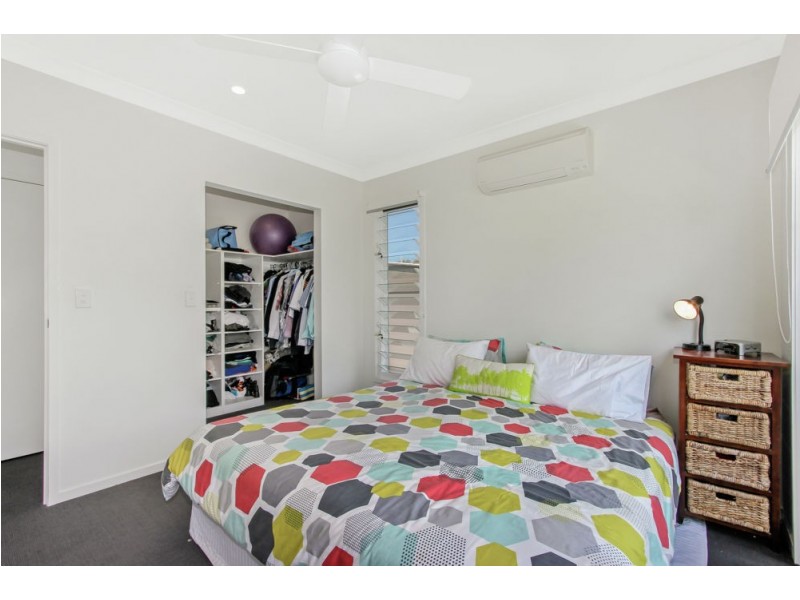 1/18 Booligal Street, Carina QLD 4152