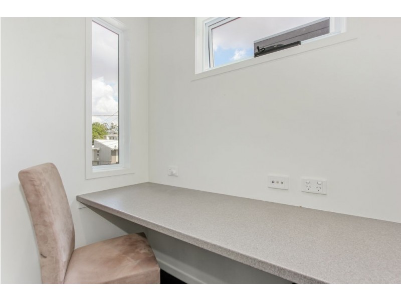 1/18 Booligal Street, Carina QLD 4152
