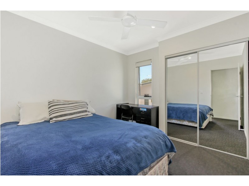 1/18 Booligal Street, Carina QLD 4152