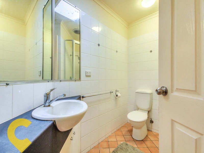 7/260 Sir Fred Schonell Drive, St Lucia QLD 4067