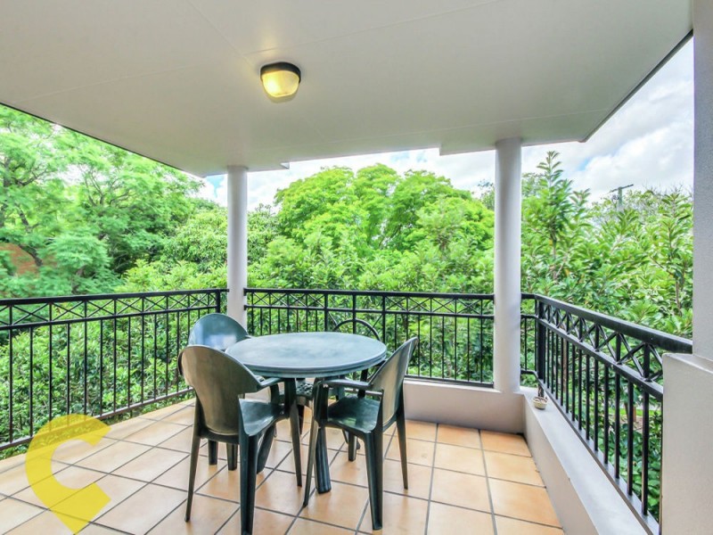 7/260 Sir Fred Schonell Drive, St Lucia QLD 4067