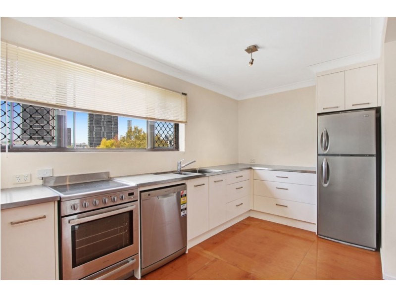 10/4 Sheehan Street, Milton QLD 4064