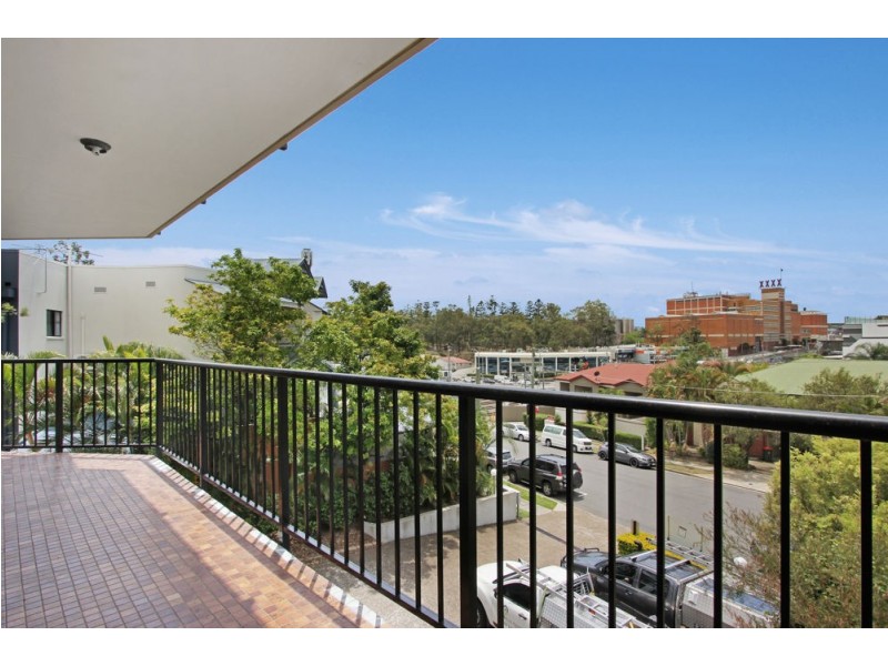 10/4 Sheehan Street, Milton QLD 4064