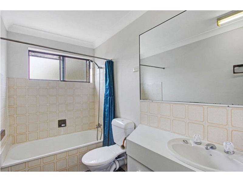 10/4 Sheehan Street, Milton QLD 4064