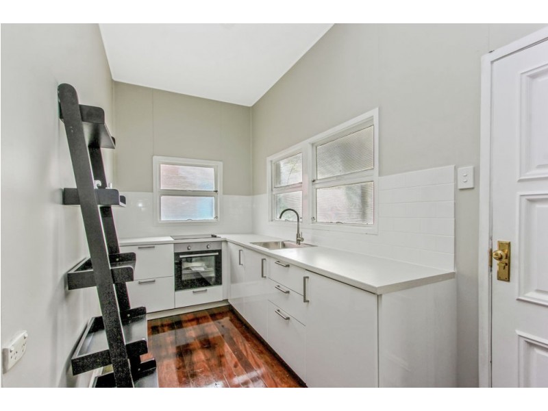 411 Sandgate Road, Albion QLD 4010