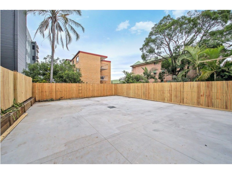 411 Sandgate Road, Albion QLD 4010