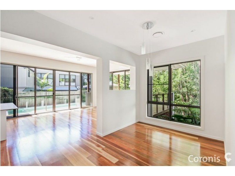 4 Carissa Place, Chapel Hill QLD 4069