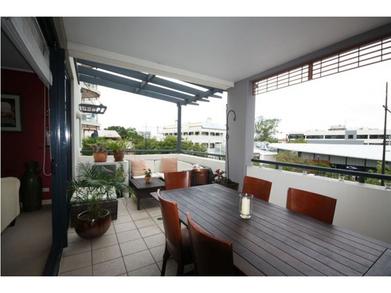 93/9 Sylvan Road, Toowong QLD 4066