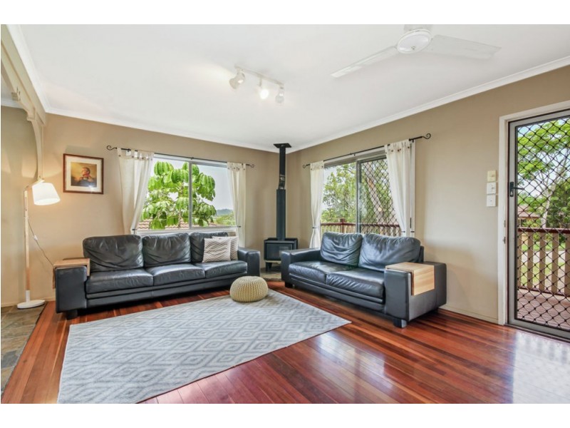 8 Wirlpana Avenue, Ferny Hills QLD 4055