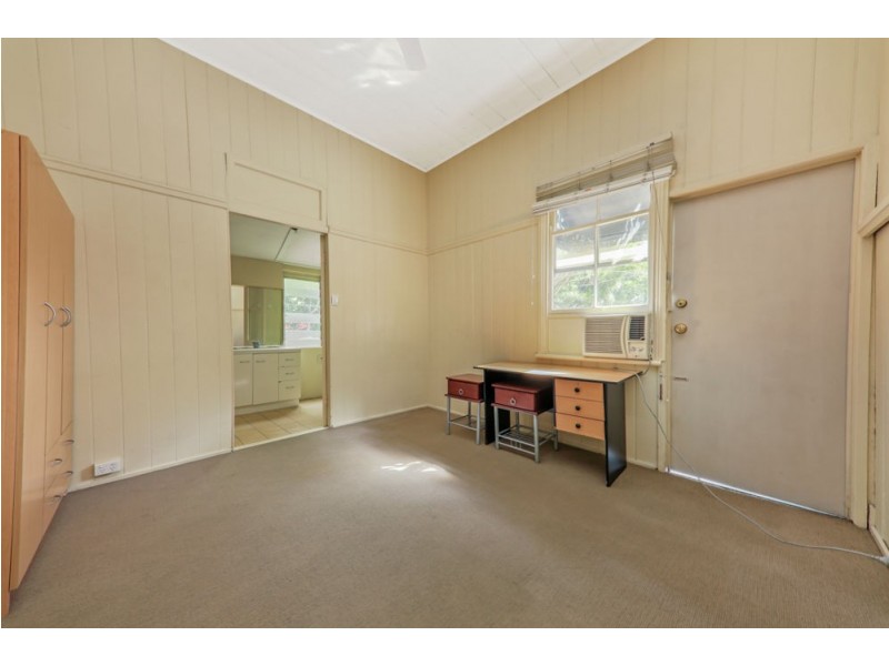 4 Normanby Terrace, Kelvin Grove QLD 4059