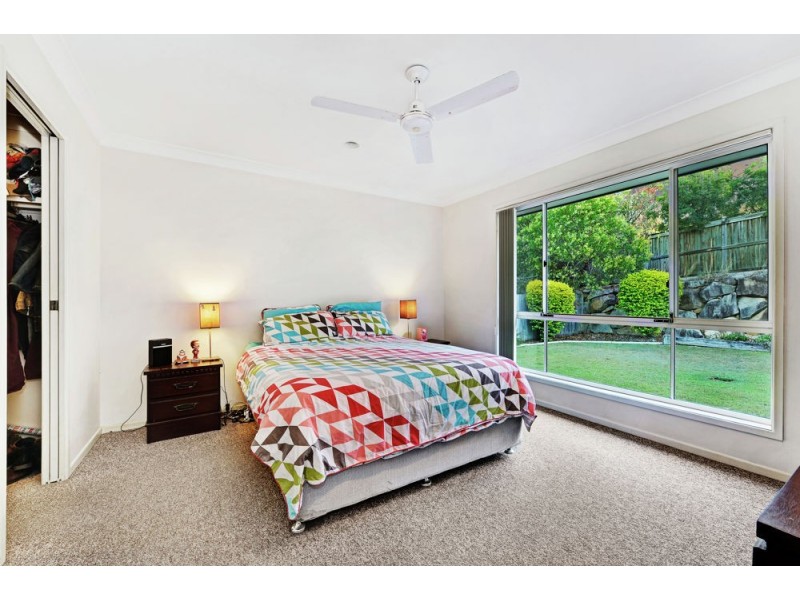 40 Minnelli Place, Mcdowall QLD 4053