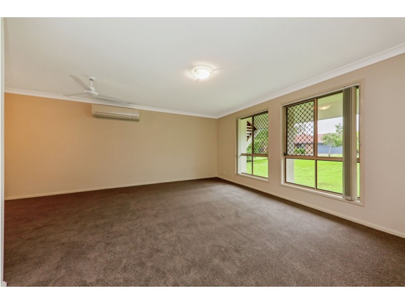22 Bloomsbury Crescent, Moggill QLD 4070