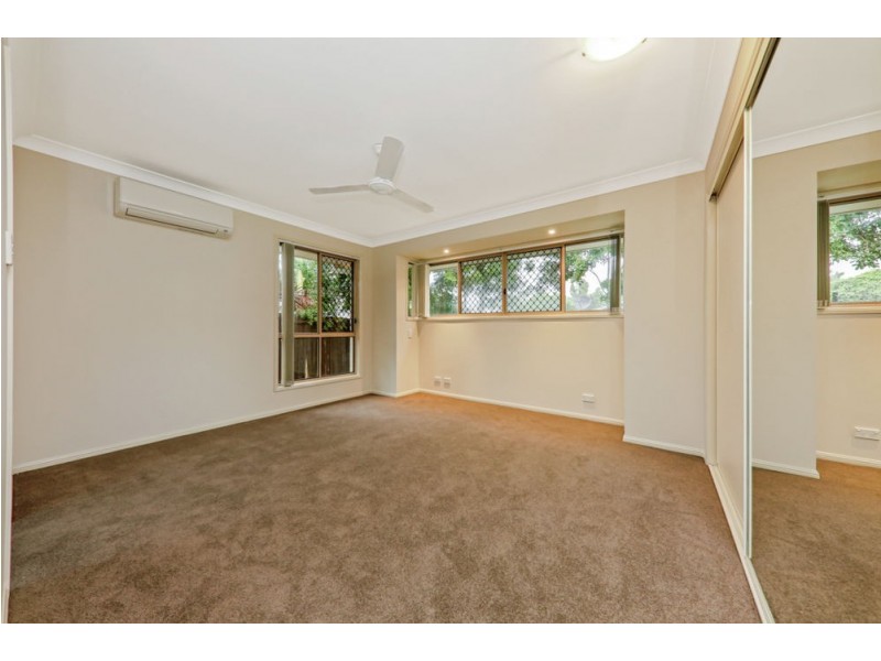 22 Bloomsbury Crescent, Moggill QLD 4070