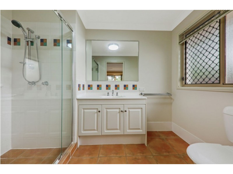 22 Bloomsbury Crescent, Moggill QLD 4070