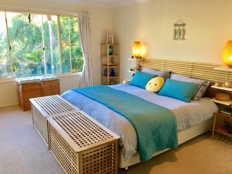 7 McConnell Cres, Brookfield QLD 4069