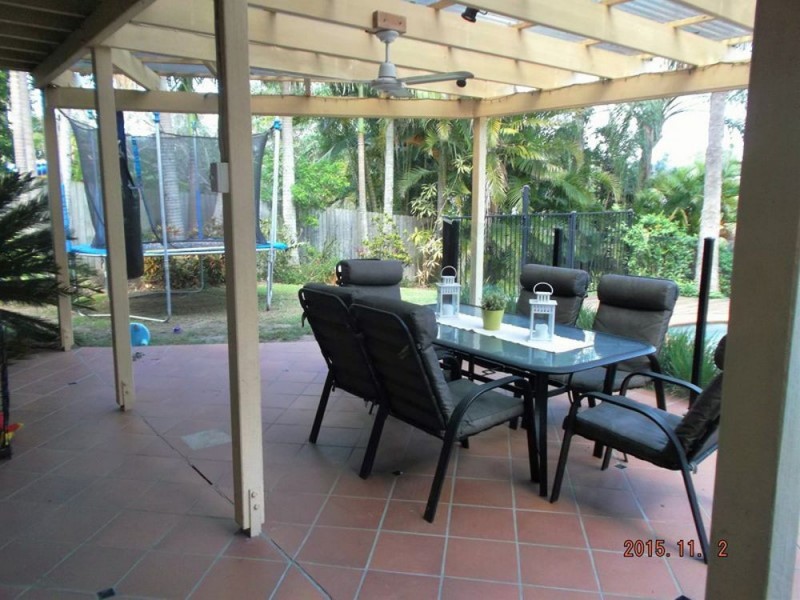 7 McConnell Cres, Brookfield QLD 4069