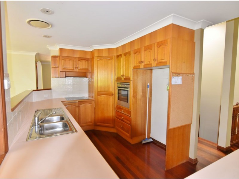 13 Taralye Place, Chapel Hill QLD 4069