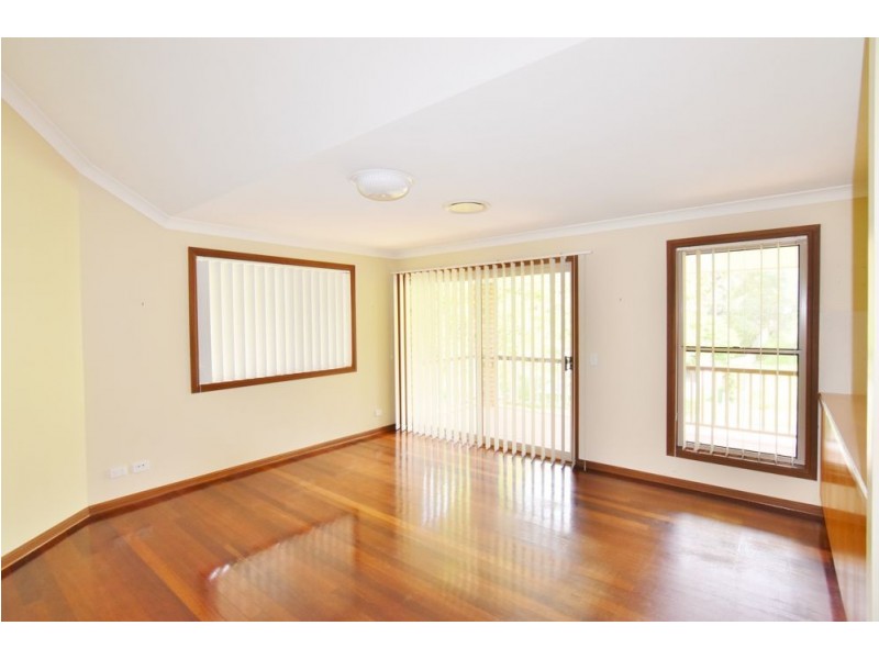 13 Taralye Place, Chapel Hill QLD 4069