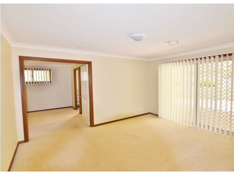 13 Taralye Place, Chapel Hill QLD 4069