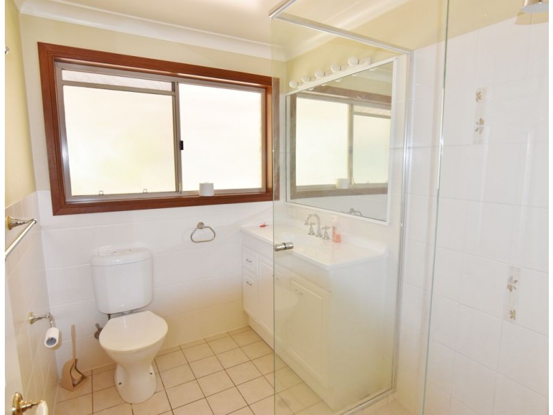 13 Taralye Place, Chapel Hill QLD 4069