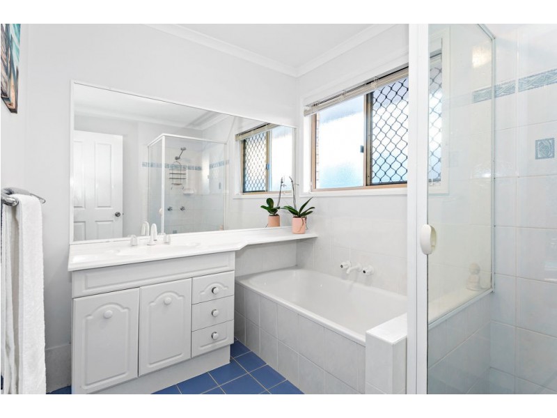 131 Centennial Way, Forest Lake QLD 4078