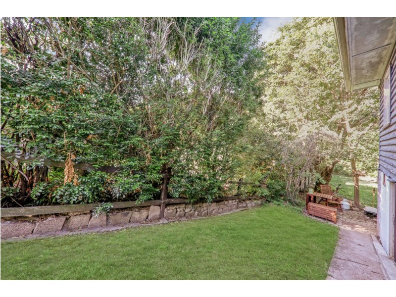 15 Tyne Street, Taringa QLD 4068