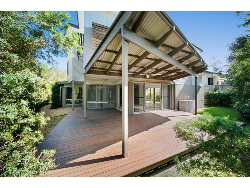 5 Lomandra Place, Chapel Hill QLD 4069