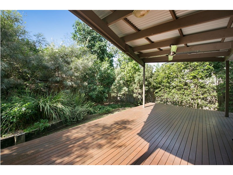 5 Lomandra Place, Chapel Hill QLD 4069