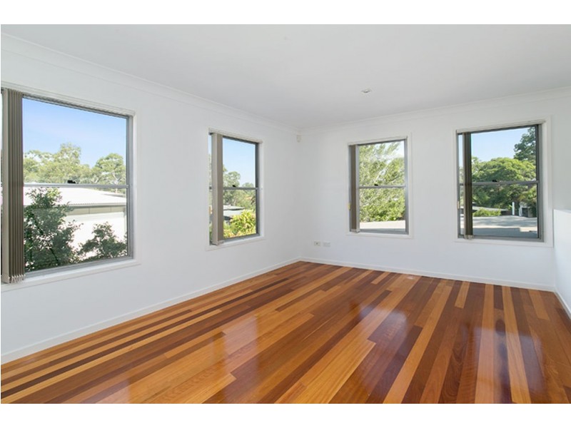 5 Lomandra Place, Chapel Hill QLD 4069