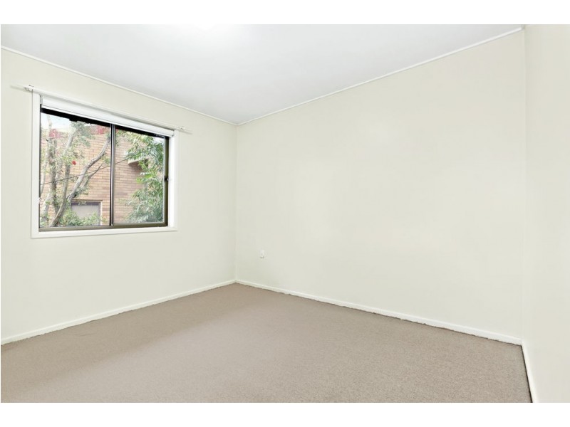 3 Marmindie Street, Chapel Hill QLD 4069