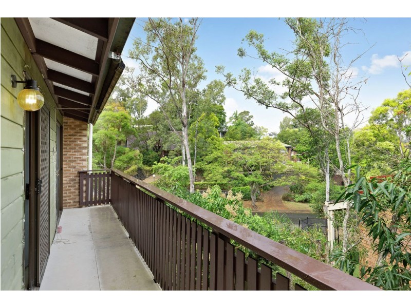 3 Marmindie Street, Chapel Hill QLD 4069