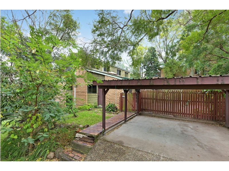 3 Marmindie Street, Chapel Hill QLD 4069