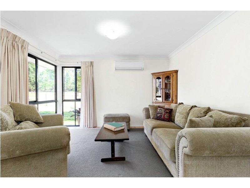35 Castlereagh Place, Anstead QLD 4070