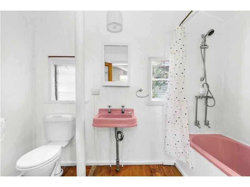 19 Payne Street, Auchenflower QLD 4066