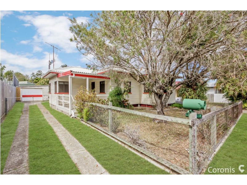 4 Bowman Road, Caloundra QLD 4551