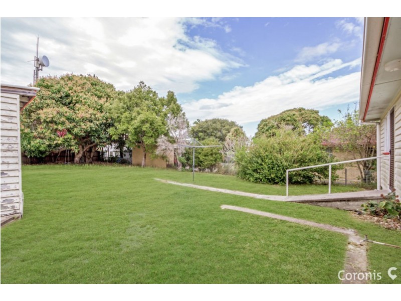 4 Bowman Road, Caloundra QLD 4551