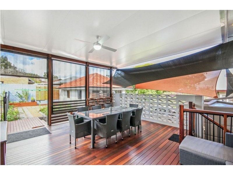 124 Marshall Road, Holland Park West QLD 4121