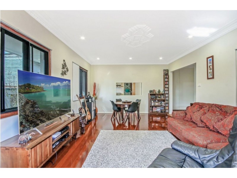 124 Marshall Road, Holland Park West QLD 4121